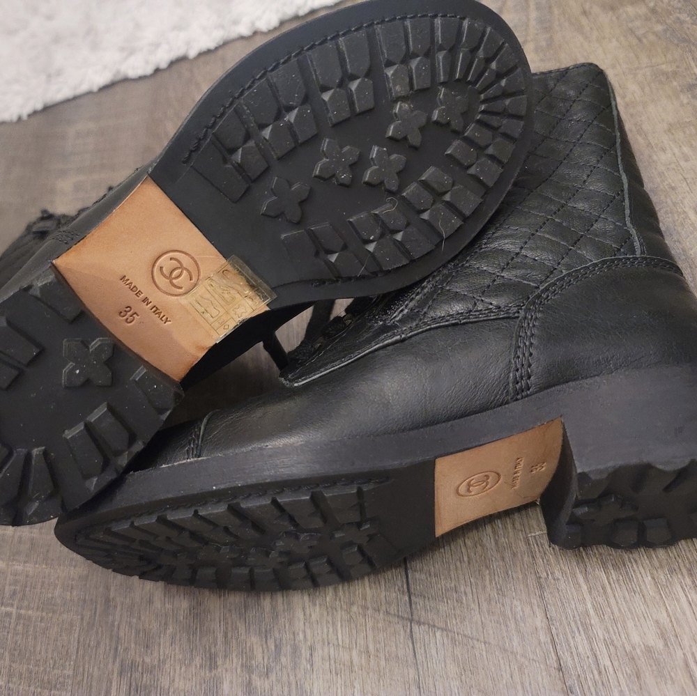 Chanel combat boots - Picture 4 of 11